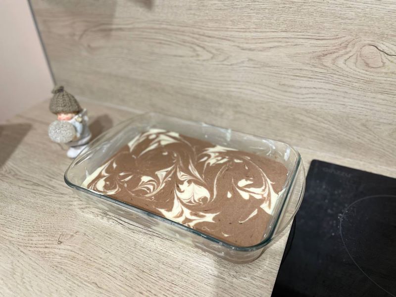 Простой пирог из манки и кефира. Шаг 3.1
